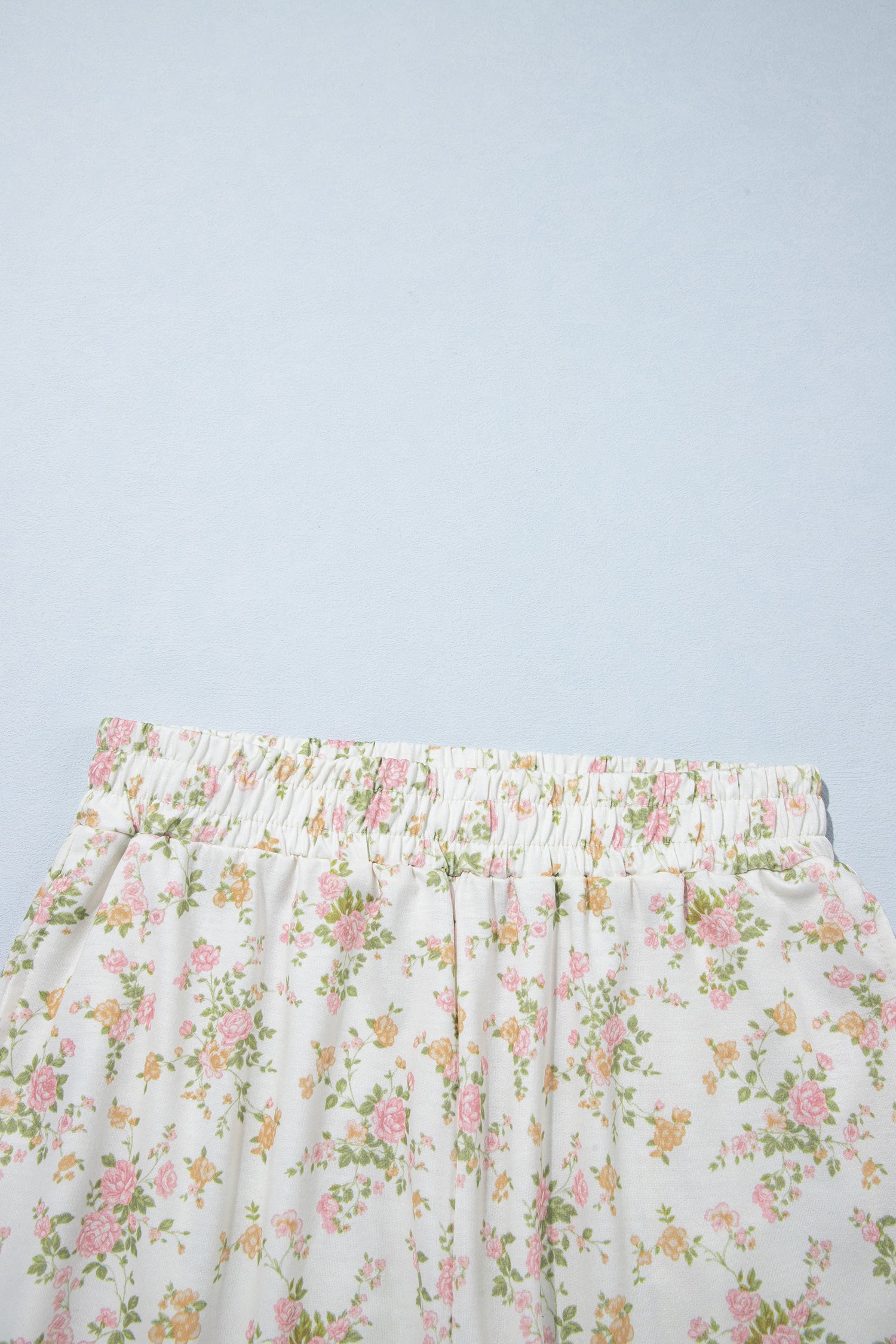 Beige Floral Print Long Sleeve Shift Top Pocketed Shorts 2pcs Set