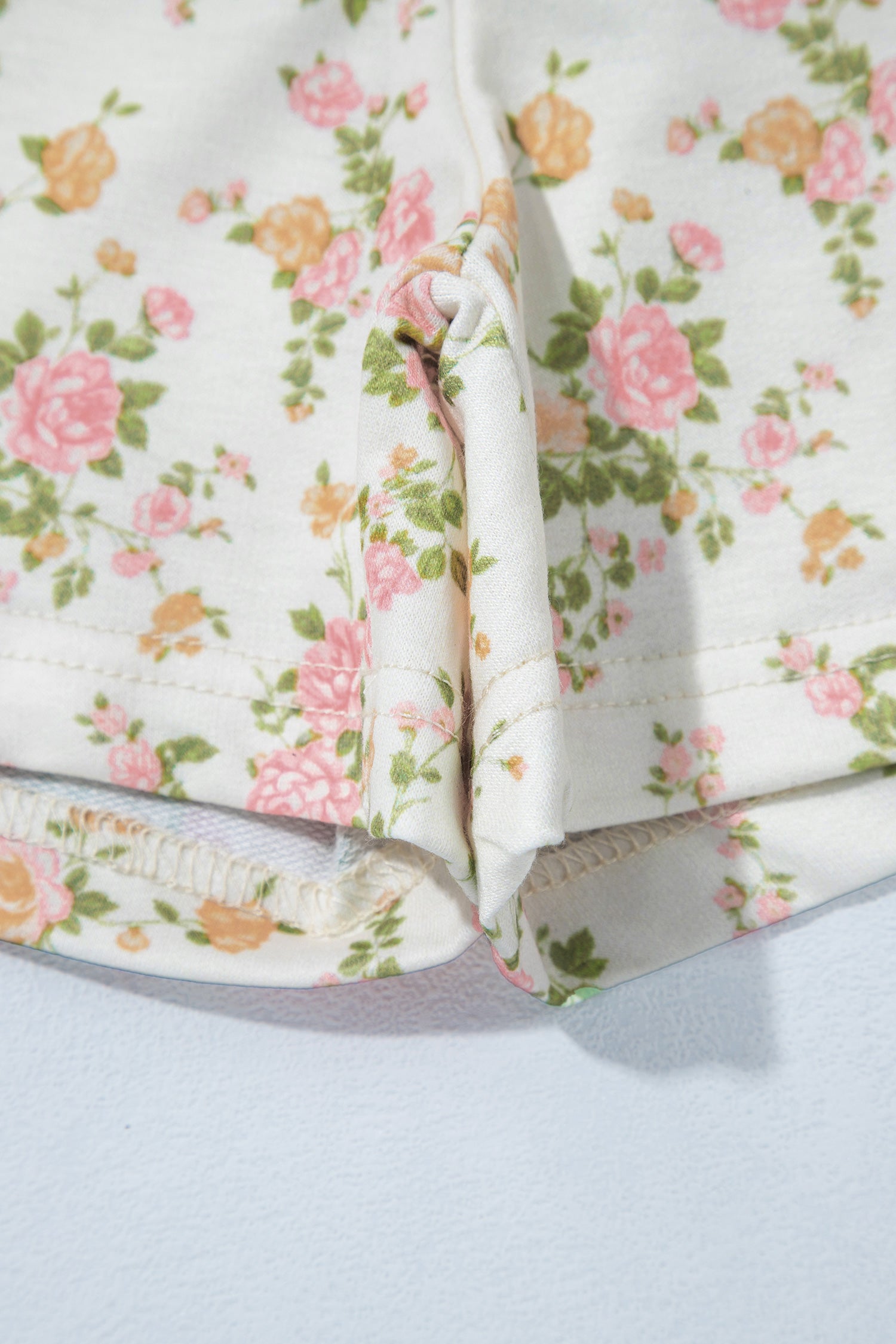 Beige Floral Print Long Sleeve Shift Top Pocketed Shorts 2pcs Set