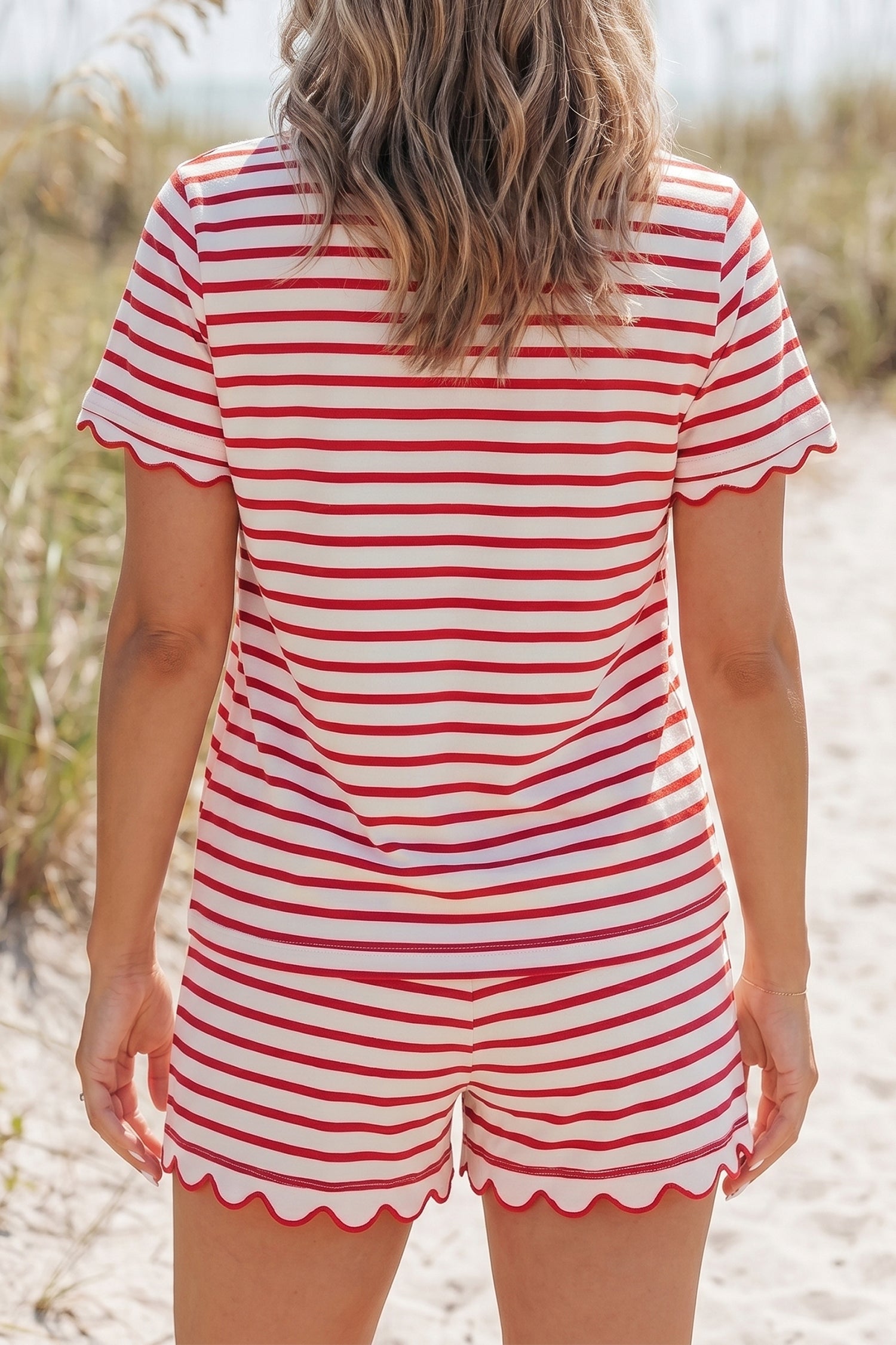 Red Stripe Scallop Trim Casual Top 2pcs Short Set